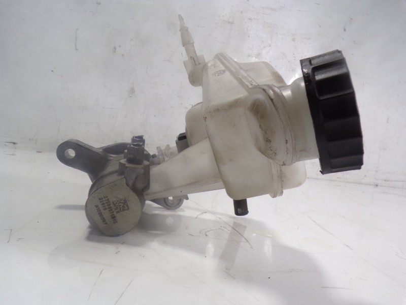 Recambio de bomba freno para peugeot rifter 1.5 blue-hdi fap referencia OEM IAM 1616905480  