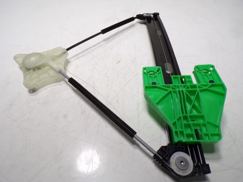 Recambio de elevalunas trasero izquierdo para seat leon sportstourer (kl8) style referencia OEM IAM 5FA839461 5FA839461 