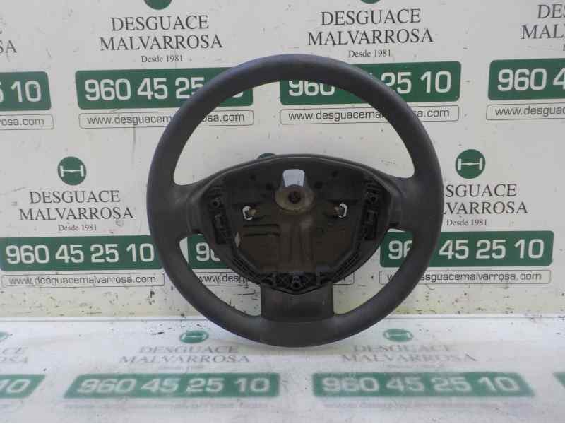 Recambio de volante para dacia duster ambiance 4x4 referencia OEM IAM 484007065R 34192994A 34192994A
