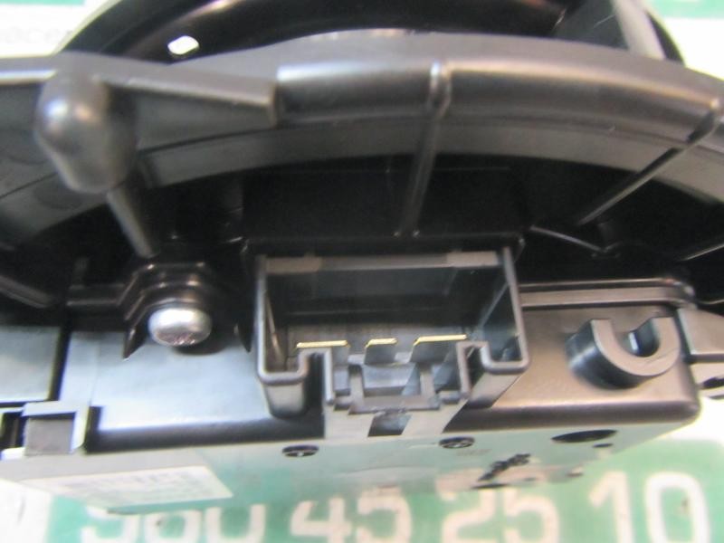 Recambio de motor calefaccion para toyota corolla hybrid referencia OEM IAM 87103F4020 5285160BLH 5285160BLH