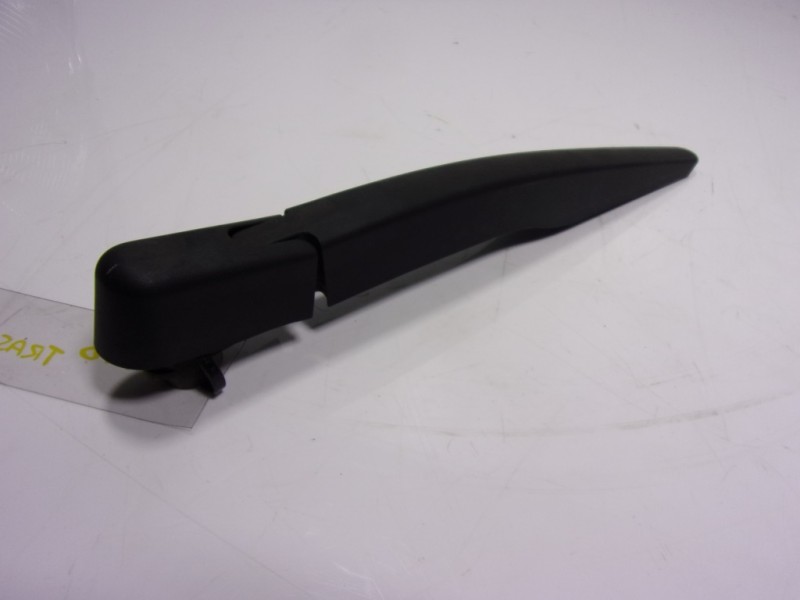 Recambio de brazo limpia trasero para ford ka+ 1.2 ti-vct cat referencia OEM IAM   