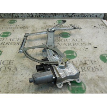 ELEVALUNAS DELANTERO DERECHO 