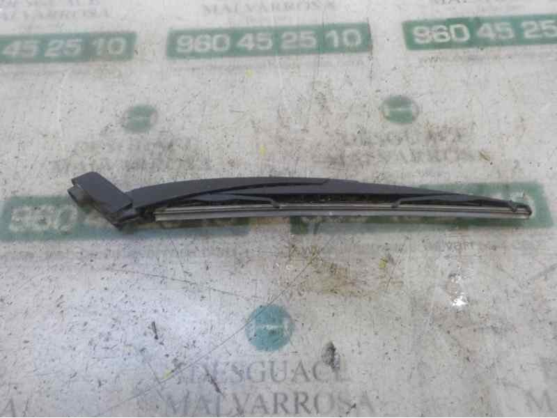 Recambio de brazo limpia trasero para dacia duster ambiance 4x4 referencia OEM IAM 287812906R  