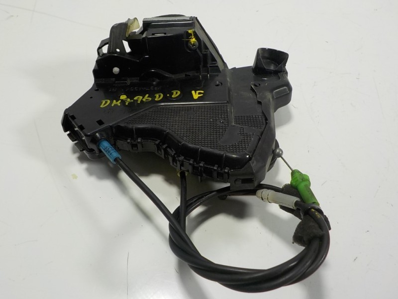 Recambio de cerradura puerta delantera derecha para lexus ct 200h referencia OEM IAM 6903042221 1012607 