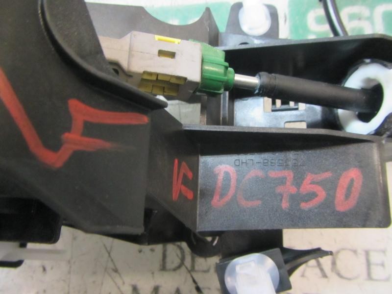 Recambio de palanca cambio para toyota corolla hybrid referencia OEM IAM 33560F4050  