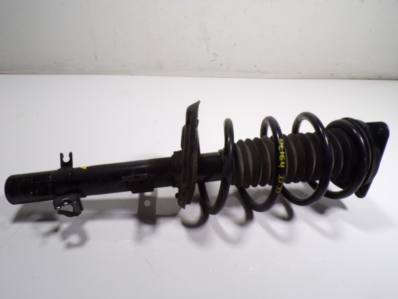 Recambio de amortiguador delantero derecho para nissan x-trail (t32) acenta referencia OEM IAM E43024CB1E 5430240B1E 