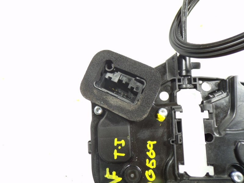 Recambio de cerradura puerta trasera izquierda para seat ibiza (kj1) 1.0 tsi referencia OEM IAM 10A839015 10A839015 