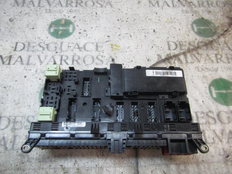 Recambio de caja reles / fusibles para bmw x5 (e53) 3.0d referencia OEM IAM 61138384527 5188770 