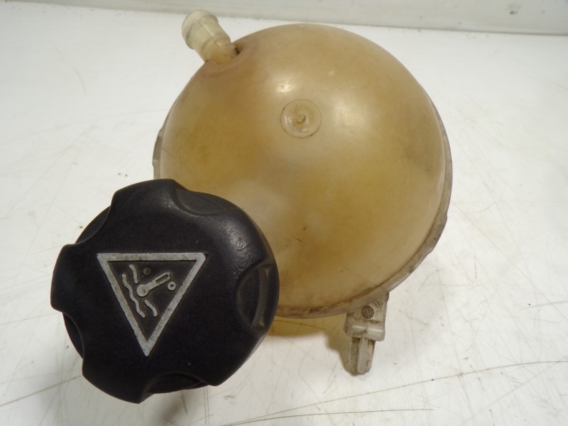 Recambio de deposito expansion para citroën c4 lim. 1.6 hdi fap referencia OEM IAM 1323FA  