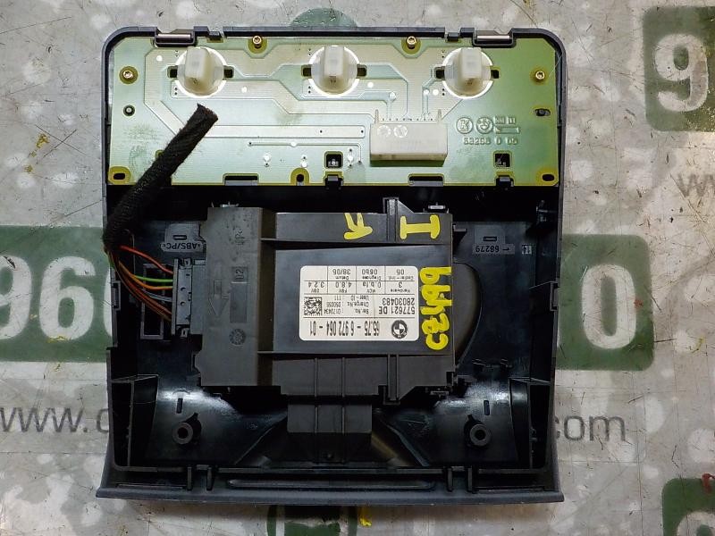 Recambio de piloto interior para bmw serie 1 berlina (e81/e87) 118d referencia OEM IAM 61319225473  