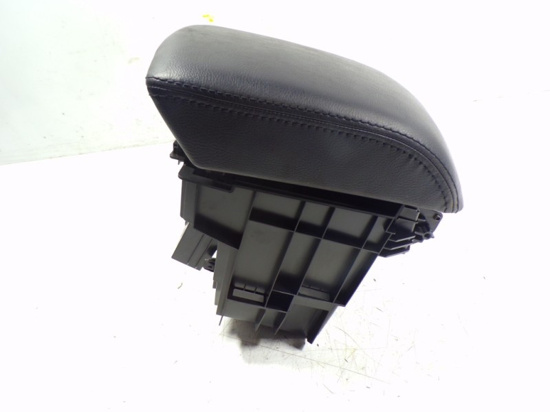 Recambio de apoyabrazos central para mazda 6 kombi ()(.2012) 2.2 turbodiesel cat referencia OEM IAM GML864450C02  