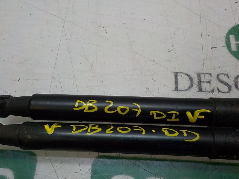 Recambio de amortiguador capot para bmw serie 5 touring (e61) 520d referencia OEM IAM 51237008745  