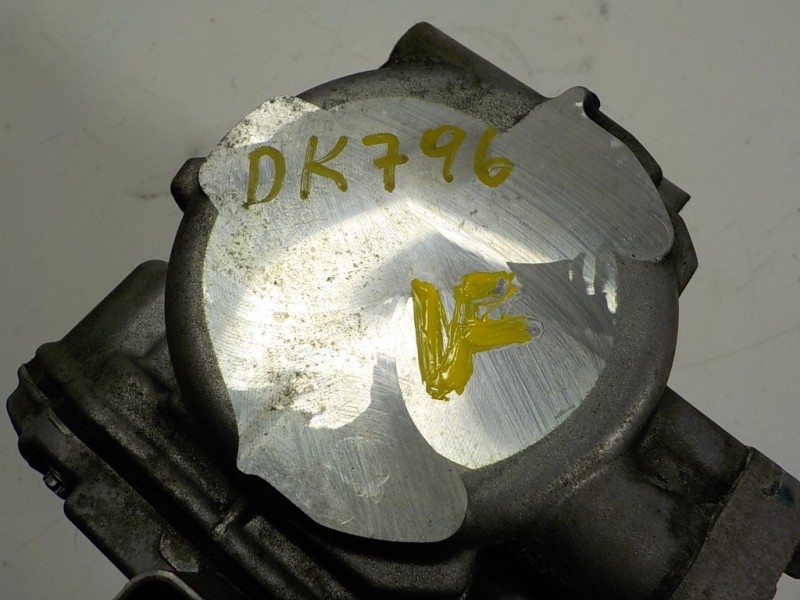 Recambio de compresor aire acondicionado para lexus ct 200h referencia OEM IAM 8837076020 0422000400 