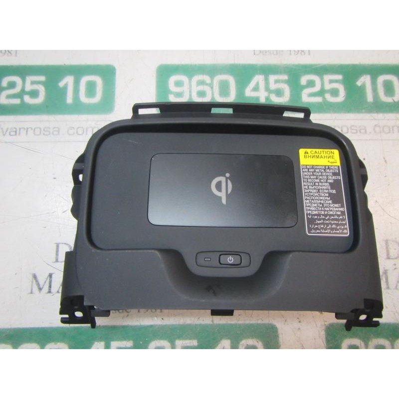 Recambio de pantalla multifuncion para toyota corolla hybrid referencia OEM IAM 861C002010 861C002010 