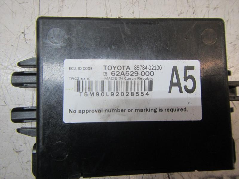Recambio de modulo electronico para toyota corolla hybrid referencia OEM IAM 8978402100 8978402100 62A529000