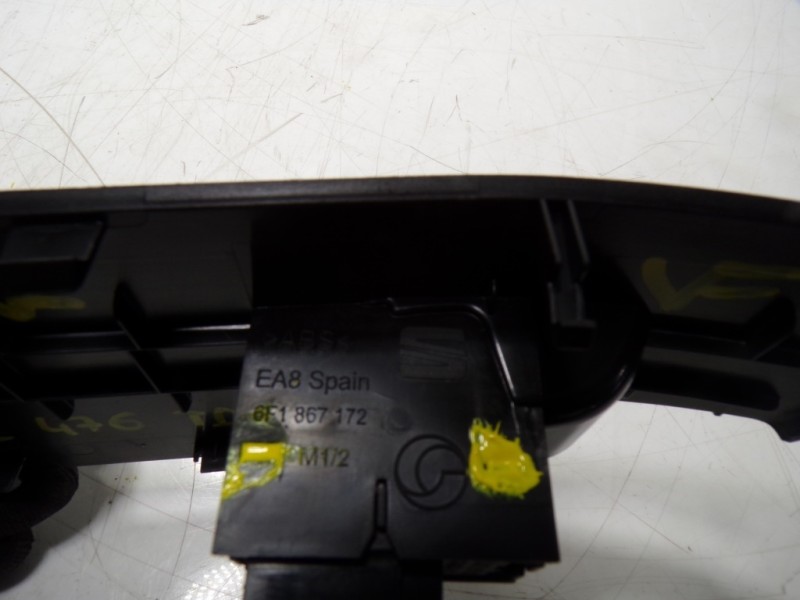 Recambio de mando elevalunas trasero derecho para seat leon sportstourer (kl8) style referencia OEM IAM 5G0959855MWHS 6F1867172 
