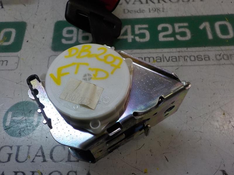 Recambio de cinturon seguridad trasero derecho para bmw serie 5 touring (e61) 520d referencia OEM IAM 72119132827  