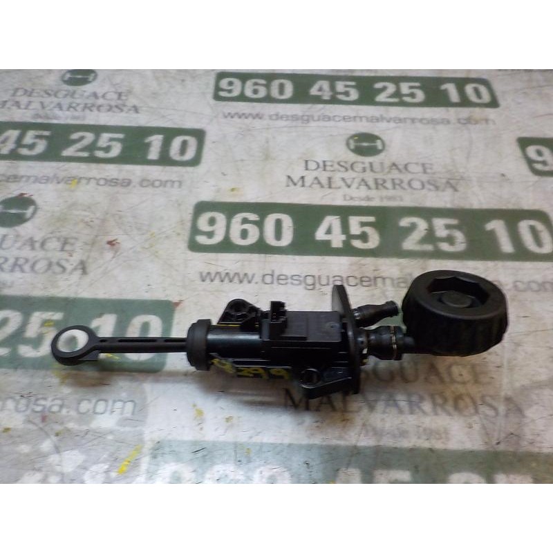 Recambio de bomba embrague para seat leon st (5f8) 1.6 tdi referencia OEM IAM 5Q0721388J  