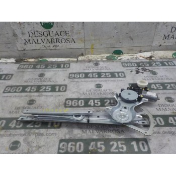 ELEVALUNAS DELANTERO DERECHO 698100F021 857100F031 