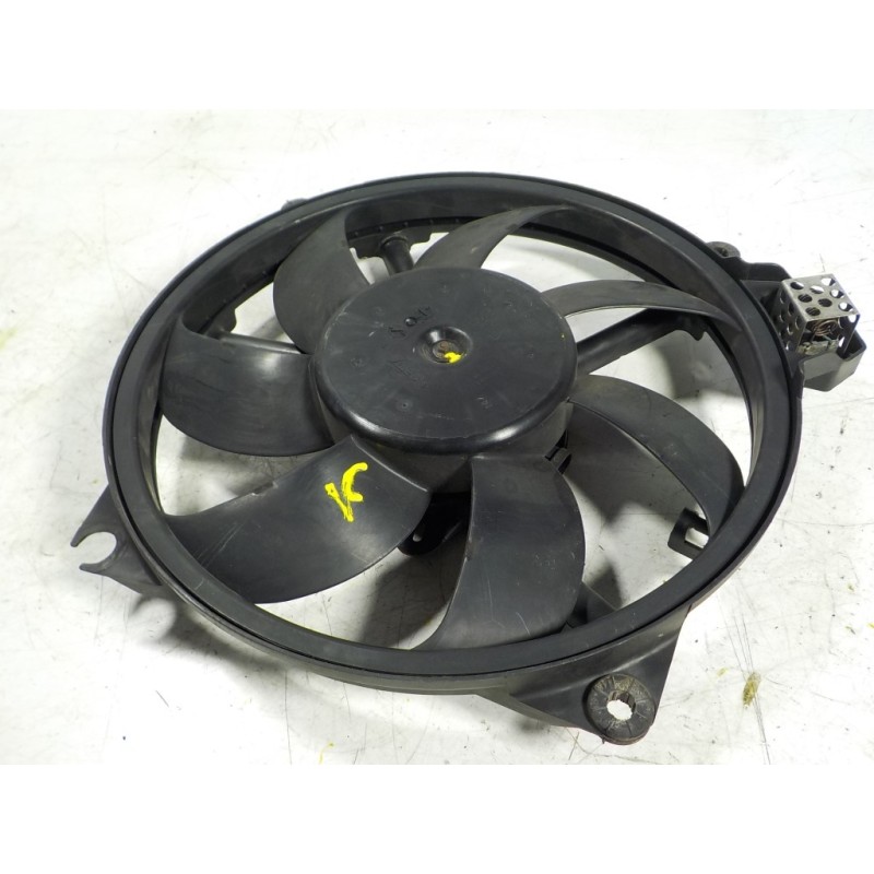 Recambio de electroventilador para renault megane iii coupe 1.4 tce referencia OEM IAM   