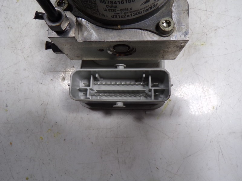 Recambio de abs para citroën c3 picasso 1.6 hdi fap referencia OEM IAM 1608486780 9678416180 