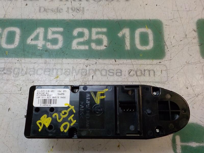 Recambio de mando elevalunas delantero izquierdo para bmw serie 5 touring (e61) 520d referencia OEM IAM 61319122110 9122110 