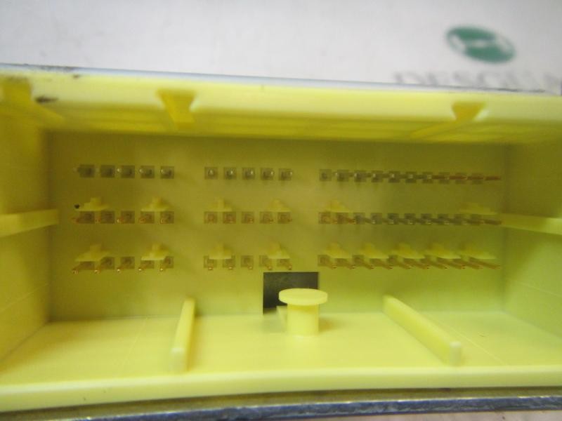 Recambio de centralita airbag para lexus is200 (ds2/is2) 2.2 d-cat referencia OEM IAM 8917053100 8917053100 0285001903
