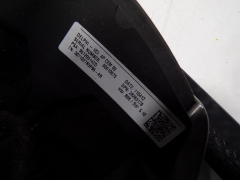 Recambio de volante para citroën c4 lim. 1.6 hdi fap referencia OEM IAM 4109QT 96754515ZD 28265178