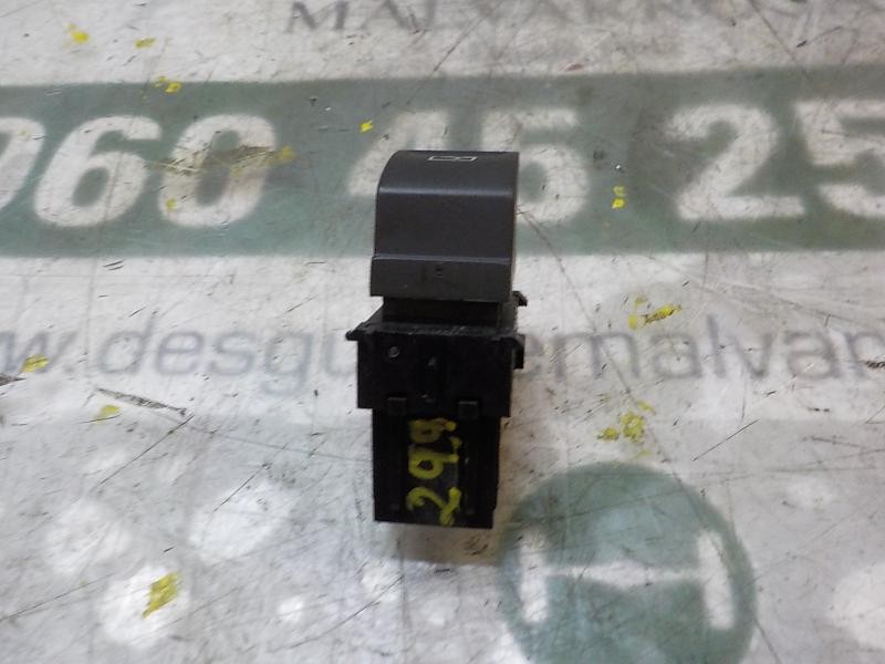 Recambio de mando elevalunas delantero derecho para seat leon st (5f8) 1.6 tdi referencia OEM IAM 5G0959855PWHS  