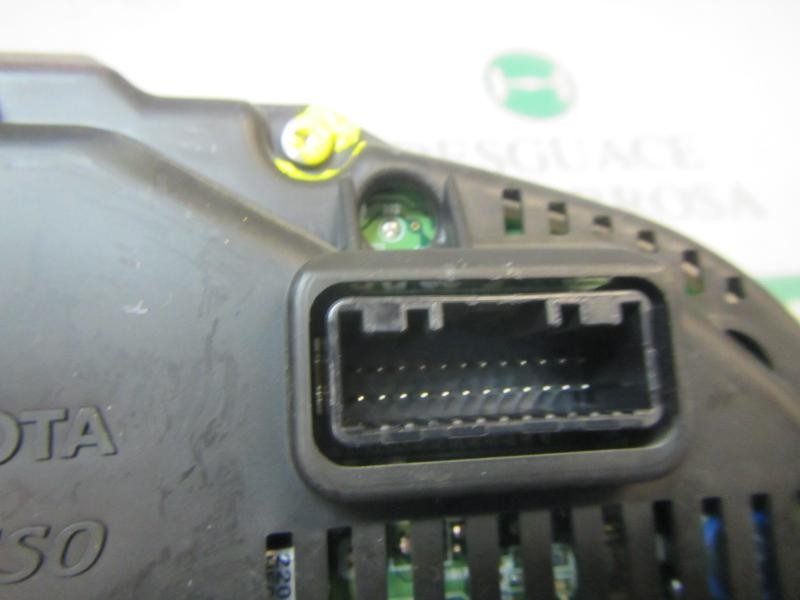 Recambio de cuadro instrumentos para lexus is200 (ds2/is2) 2.2 d-cat referencia OEM IAM 8380053A50 8380053A50 