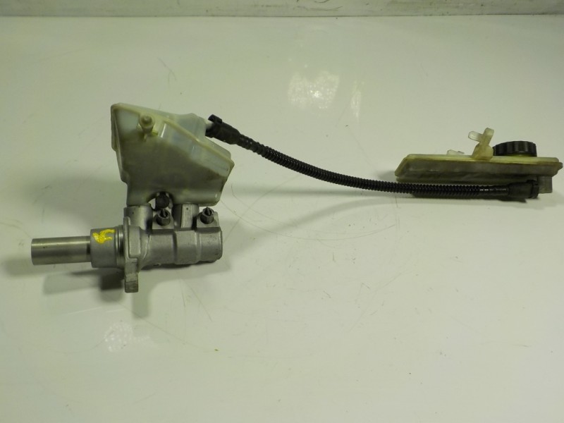 Recambio de bomba freno para citroën c4 grand picasso 2.0 blue-hdi fap referencia OEM IAM   