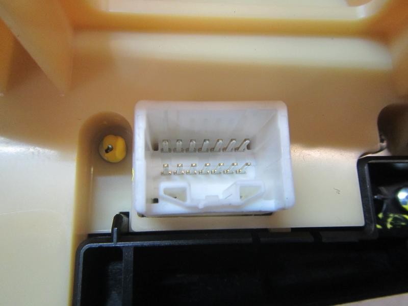 Recambio de mando climatizador para lexus is200 (ds2/is2) 2.2 d-cat referencia OEM IAM 8612053660  