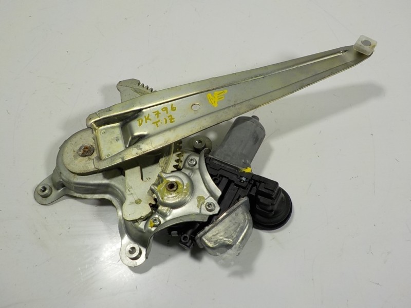 Recambio de elevalunas trasero izquierdo para lexus ct 200h referencia OEM IAM 6980422200 8571075070 