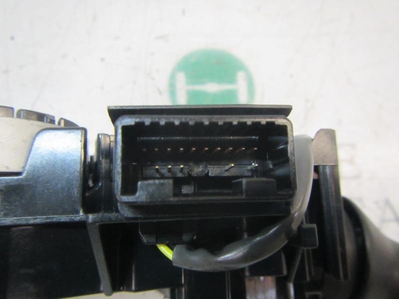 Recambio de mando luces para lexus is200 (ds2/is2) 2.2 d-cat referencia OEM IAM 8414042111  