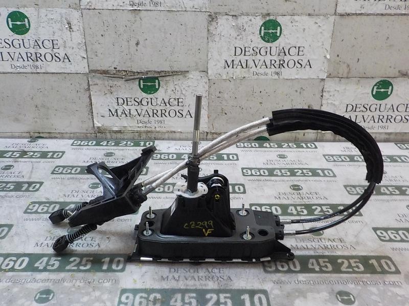 Recambio de palanca cambio para seat leon st (5f8) 1.6 tdi referencia OEM IAM 5Q0711049AP  