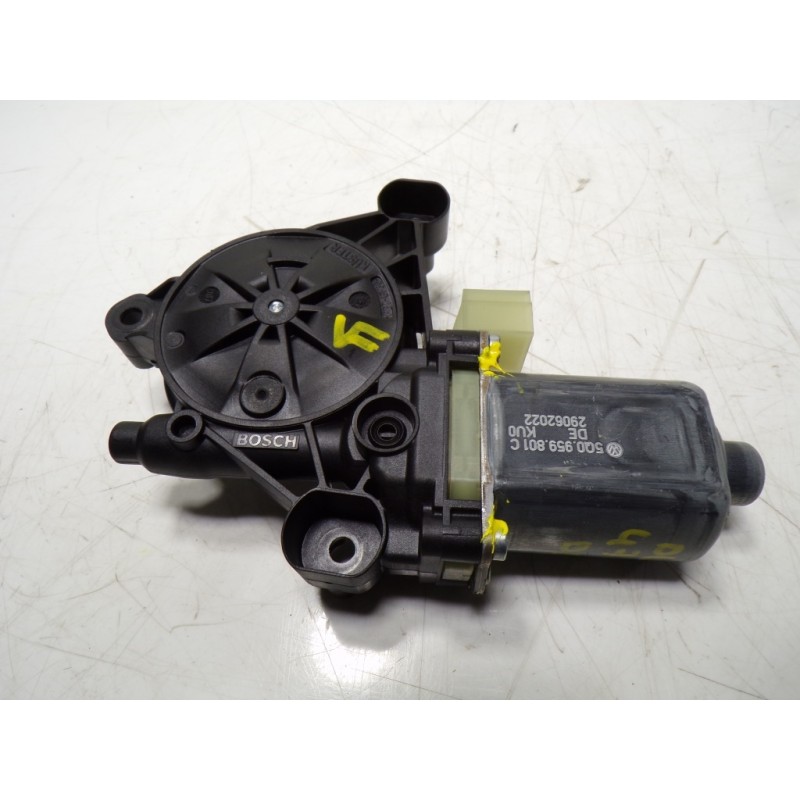 Recambio de motor elevalunas delantero izquierdo para seat leon sportstourer (kl8) style referencia OEM IAM 5Q0959801C 5Q0959801