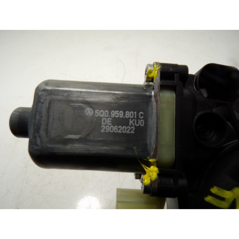 Recambio de motor elevalunas delantero izquierdo para seat leon sportstourer (kl8) style referencia OEM IAM 5Q0959801C 5Q0959801