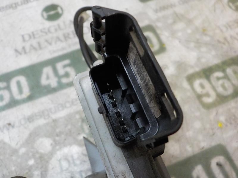 Recambio de cerradura puerta delantera derecha para peugeot 308 1.6 16v hdi referencia OEM IAM 9136CT  