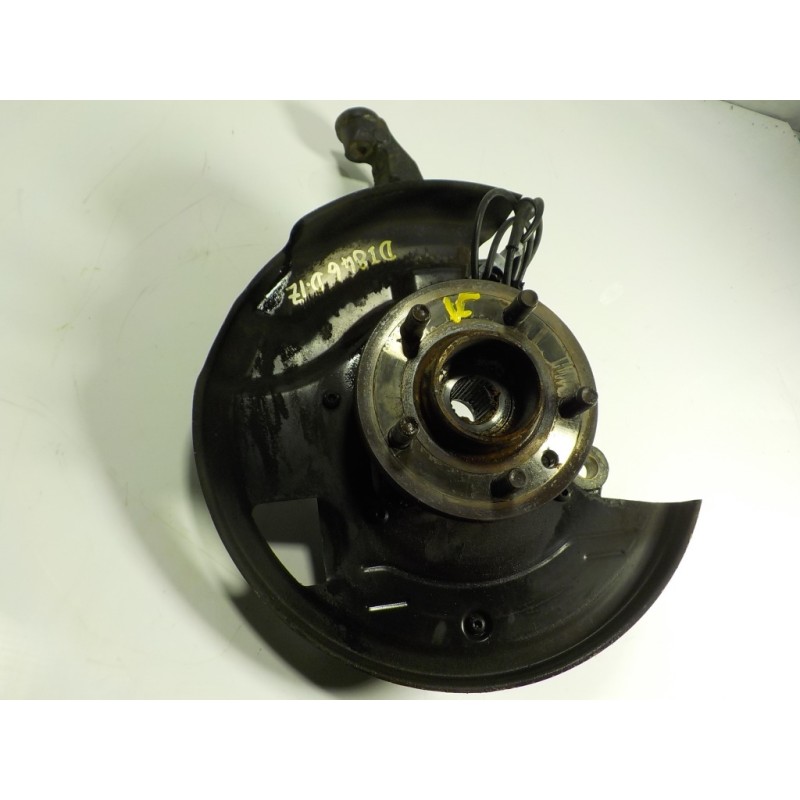 Recambio de mangueta delantera izquierda para land rover range rover sport v6 td hse referencia OEM IAM RUB500120  