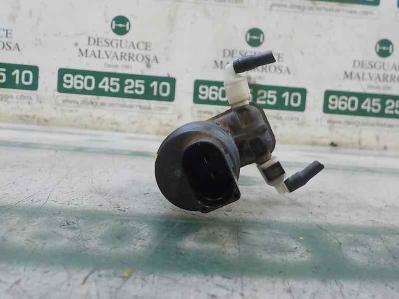 Recambio de bomba limpia para seat ibiza (6p1) 1.0 referencia OEM IAM 1K6955651 1K6955651 