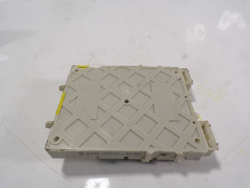 Recambio de caja reles / fusibles para volvo v40 2.0 diesel cat referencia OEM IAM 36003145 31453132 033919M