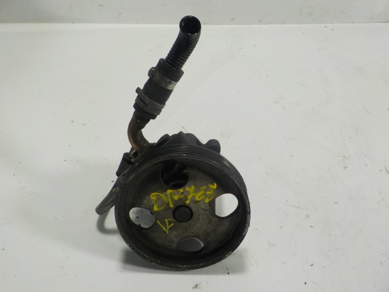 Recambio de bomba direccion para ford fiesta berlina (dx) 1.3 cat referencia OEM IAM   