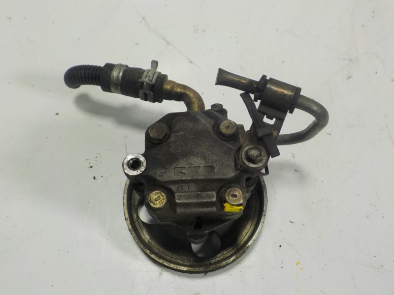 Recambio de bomba direccion para ford fiesta berlina (dx) 1.3 cat referencia OEM IAM   