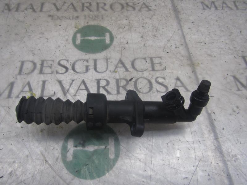 Recambio de bombin embrague para citroën c4 berlina 1.6 16v hdi referencia OEM IAM   