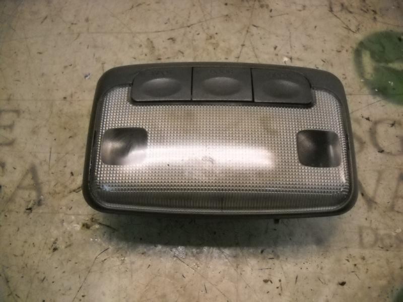 Recambio de piloto interior para ssangyong musso 2.9 tdi grand lux referencia OEM IAM   