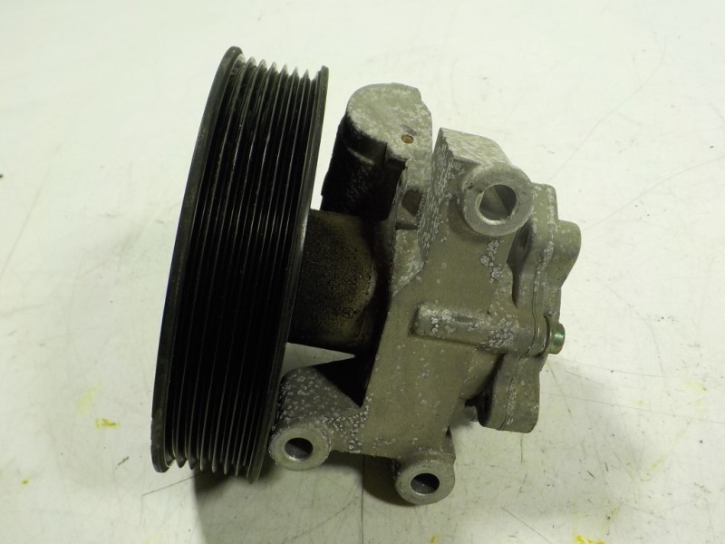 Recambio de bomba direccion para mercedes-benz clase c (w203) sportcoupe 1.8 cat referencia OEM IAM   
