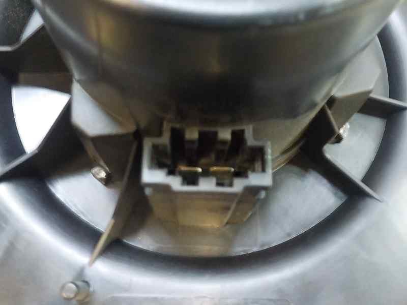 Recambio de motor calefaccion para seat ibiza (6p1) 1.0 referencia OEM IAM 6R1819015 6R1819015 