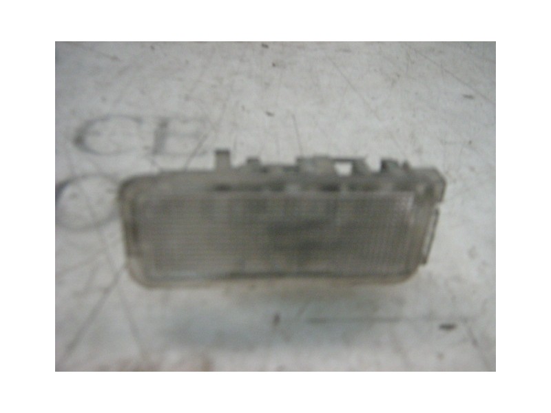 Recambio de piloto interior para peugeot 206 berlina xs referencia OEM IAM   