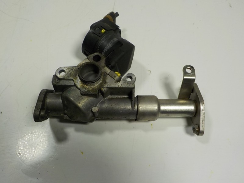 Recambio de valvula egr para bmw serie 3 cabrio (e93) 320i referencia OEM IAM 11717563241 756324103 131706026