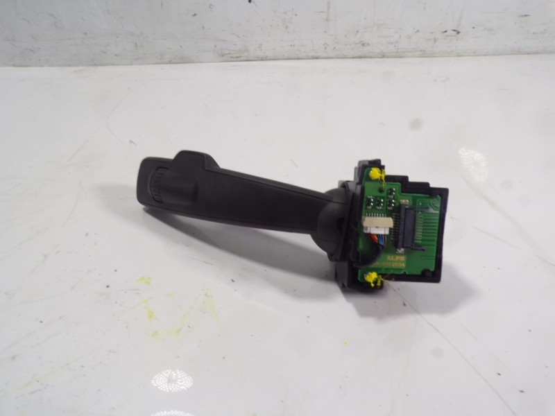 Recambio de mando limpia para volvo v40 2.0 diesel cat referencia OEM IAM 31456042 31456042 